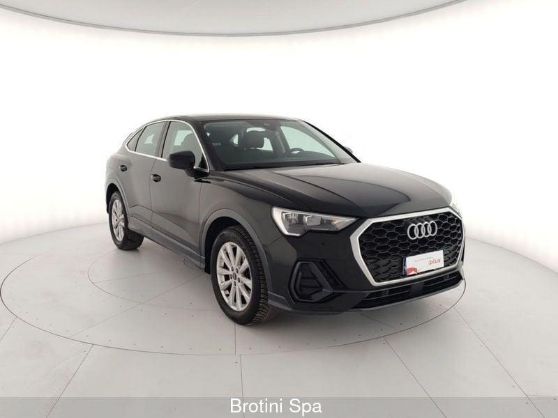 Audi Q3 35 TDI S tronic Business