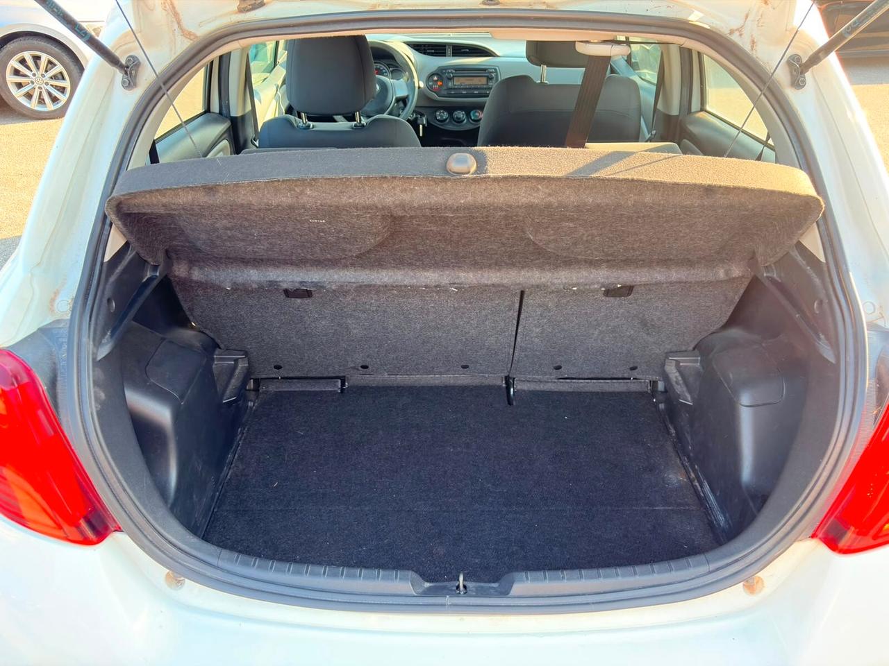 Toyota Yaris 1.0 5 porte Lounge