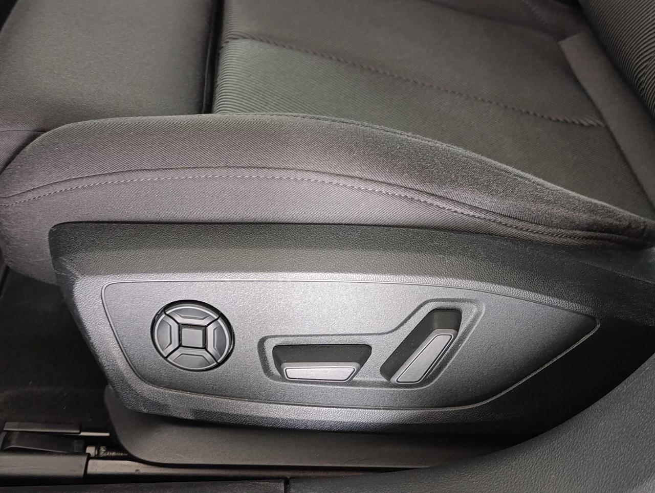 Audi A6 Avant 40 2.0 tdi mhev Business Sport quattro s-tronic