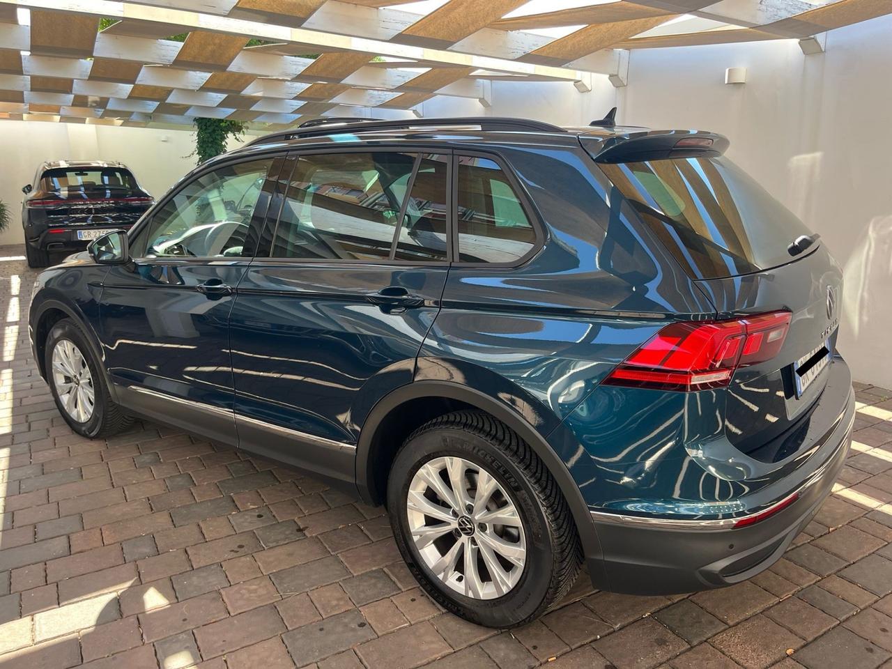 Volkswagen Tiguan 2.0 TDI 150 CV SCR DSG Elegance