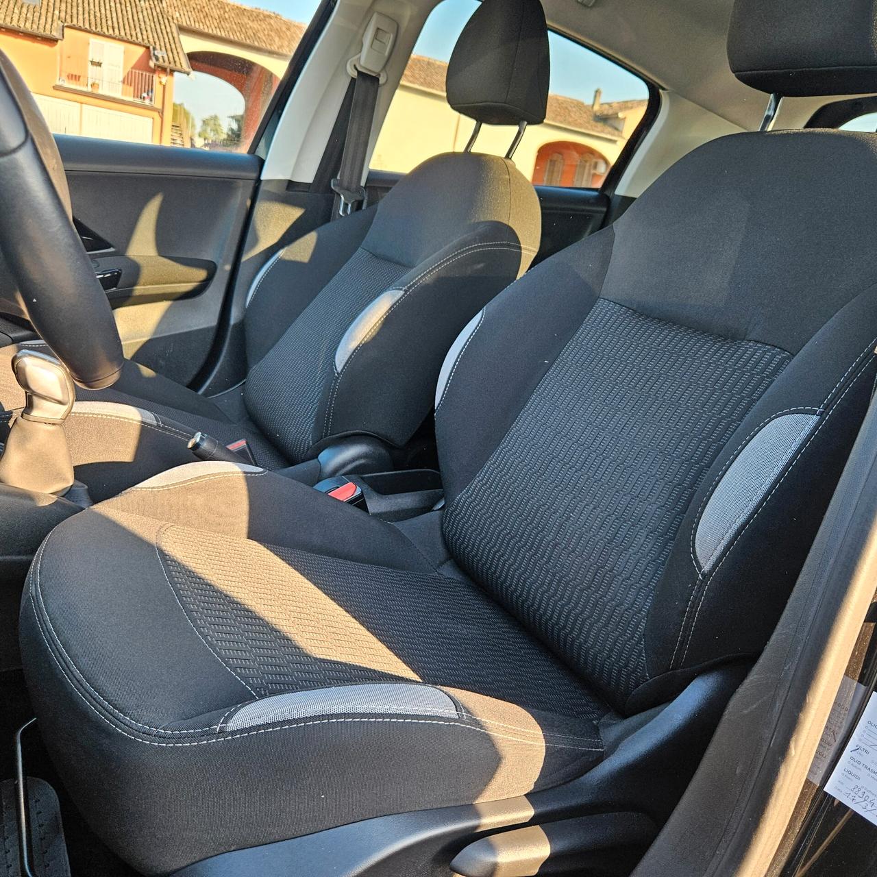Peugeot 208 UNIPRO NEOPATENTATI PREZZO REALE E FINALE