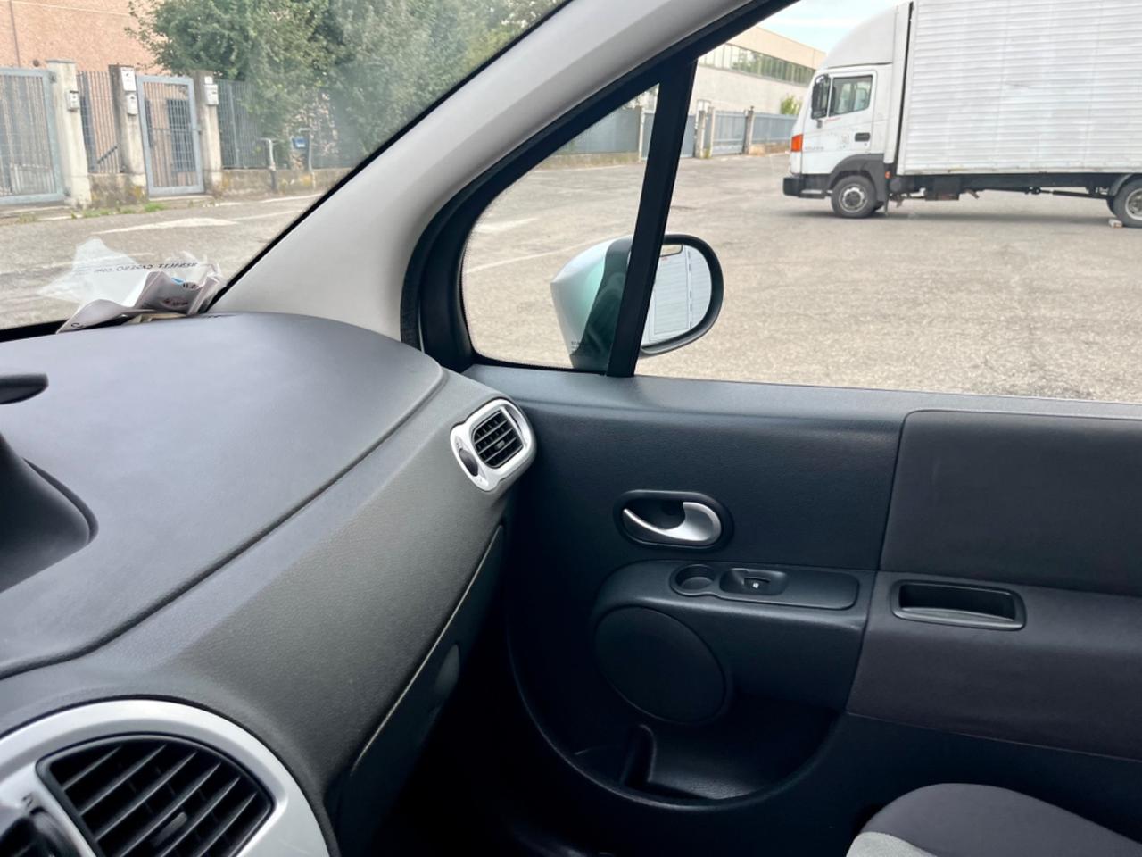 Renault Modus 1.2benz 2010 97.000km tutto fatto