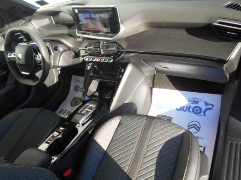 Peugeot 2008 136/145 Hybrid Allure CBC Navigat