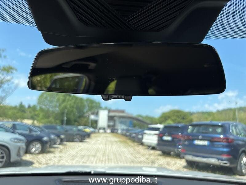 BMW X1 U11 sdrive18d X-Line auto