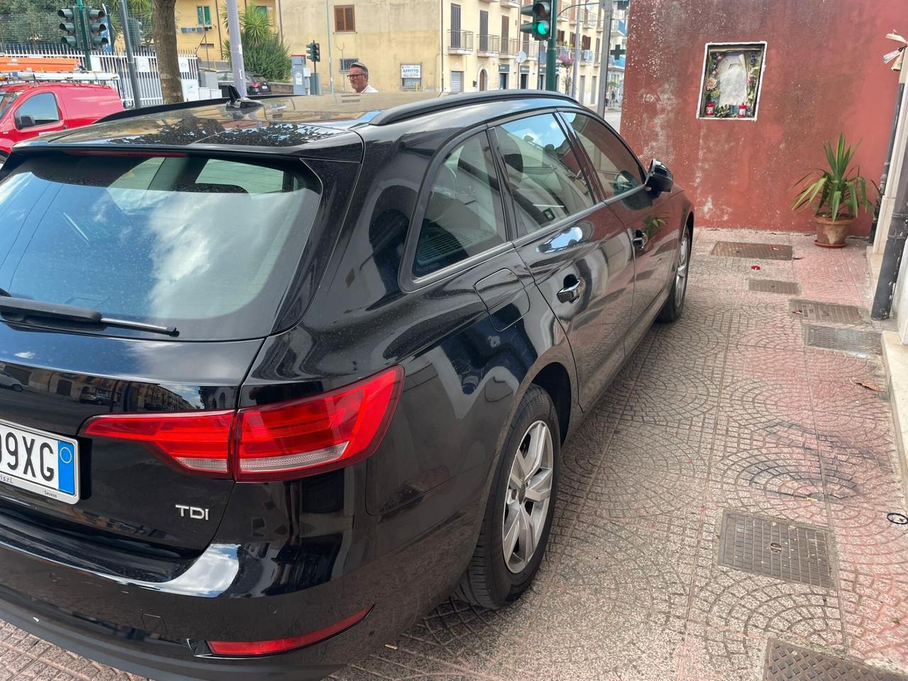 Audi A4 Avant 2.0 TDI 190 CV ultra S tronic Design