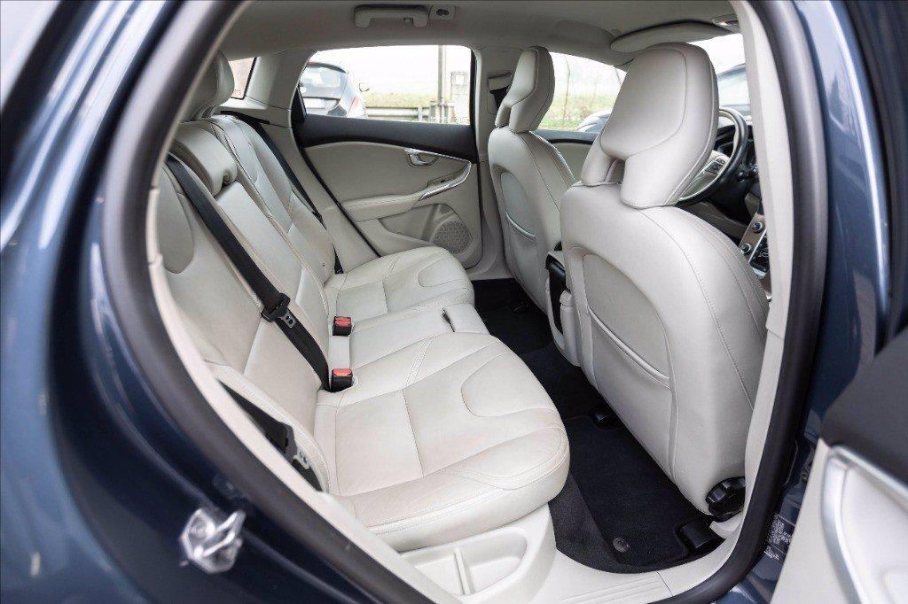 VOLVO V40 Cross Country 2.0 d2 del 2017