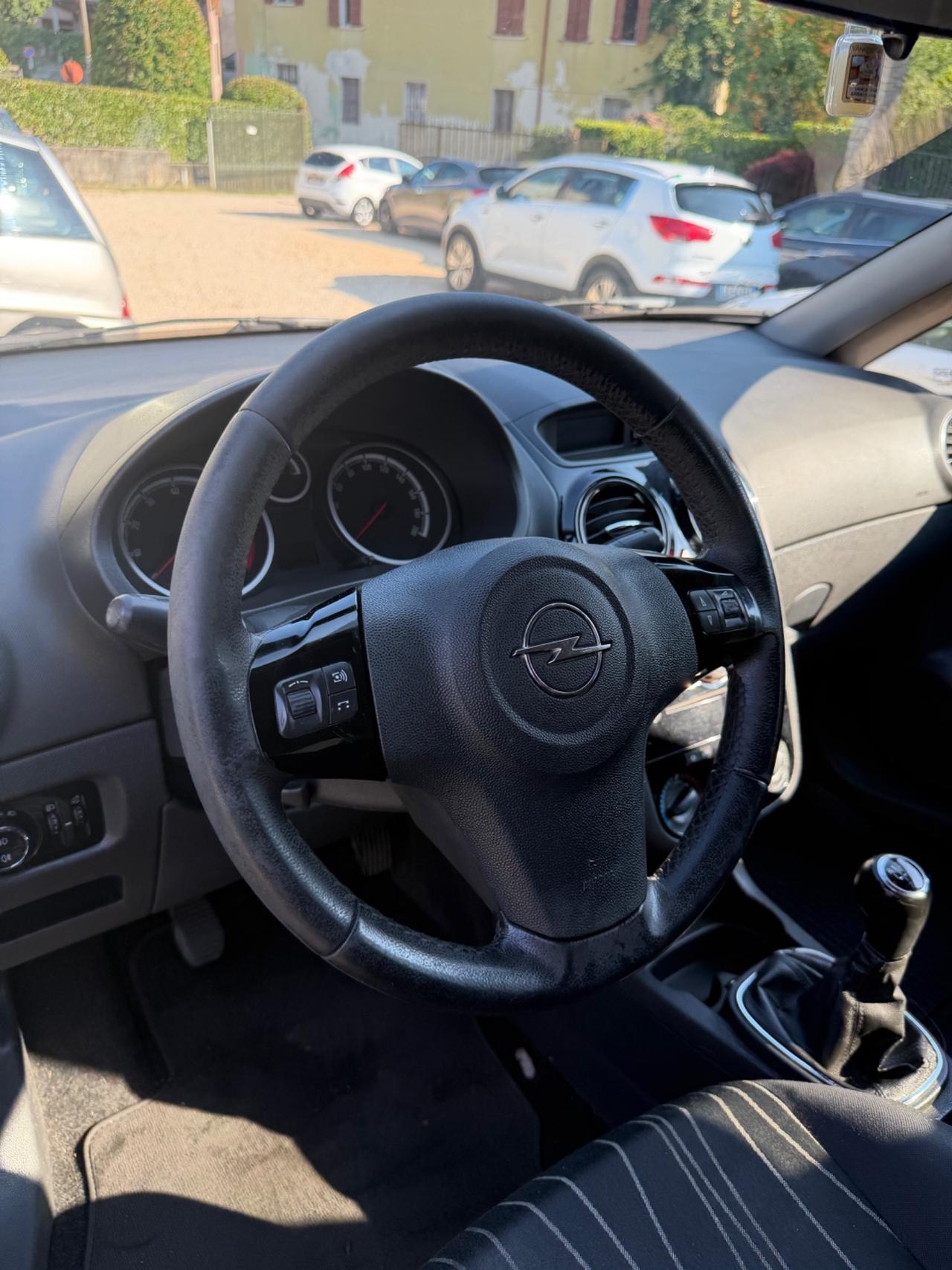 Opel CORSA 1.2 5P COSMO KMCERT NEOPAT UNICOPR