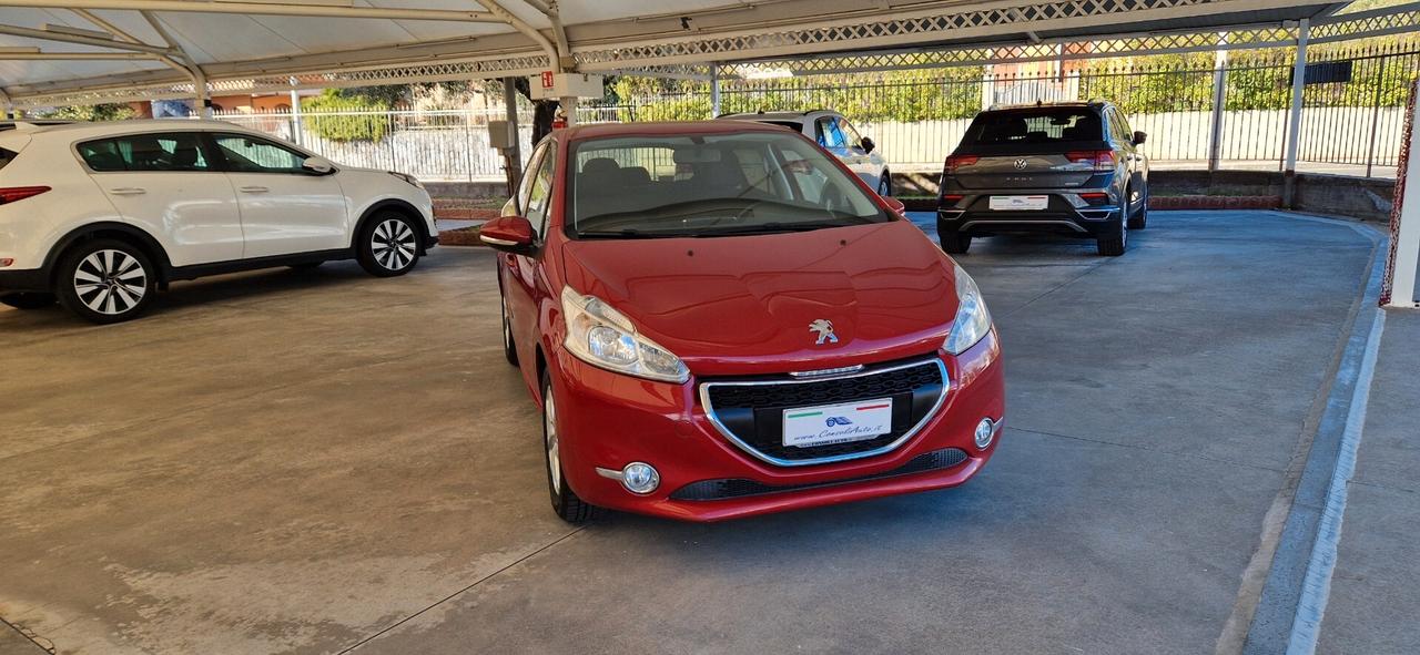 Peugeot 208 1.4 HDi 68cv 5 porte Allure