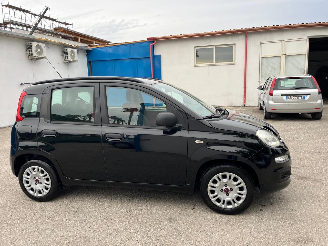 Fiat Panda -1.2 benz-full -km 63000-2018