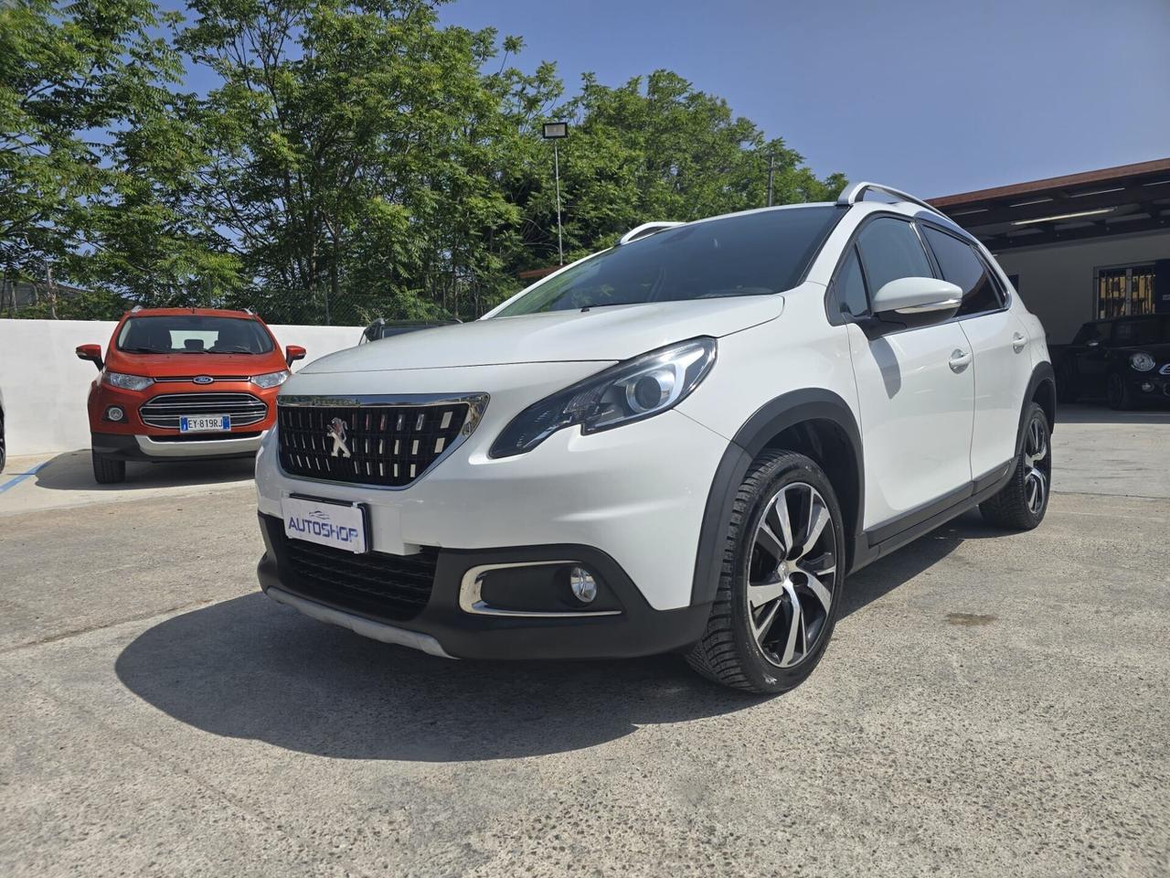 Peugeot 2008 BlueHDi 120 EAT6 S&S Black Matt