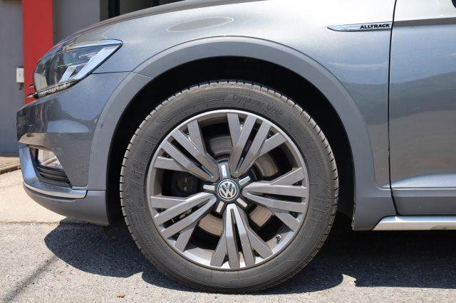 VOLKSWAGEN Passat Alltrack 2.0 BiTDI 240CV 4MOTION DSG Executive LED Pelle E6