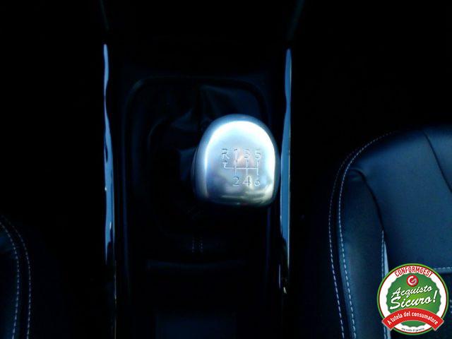 PEUGEOT 2008 BlueHDi 120 S&S Allure
