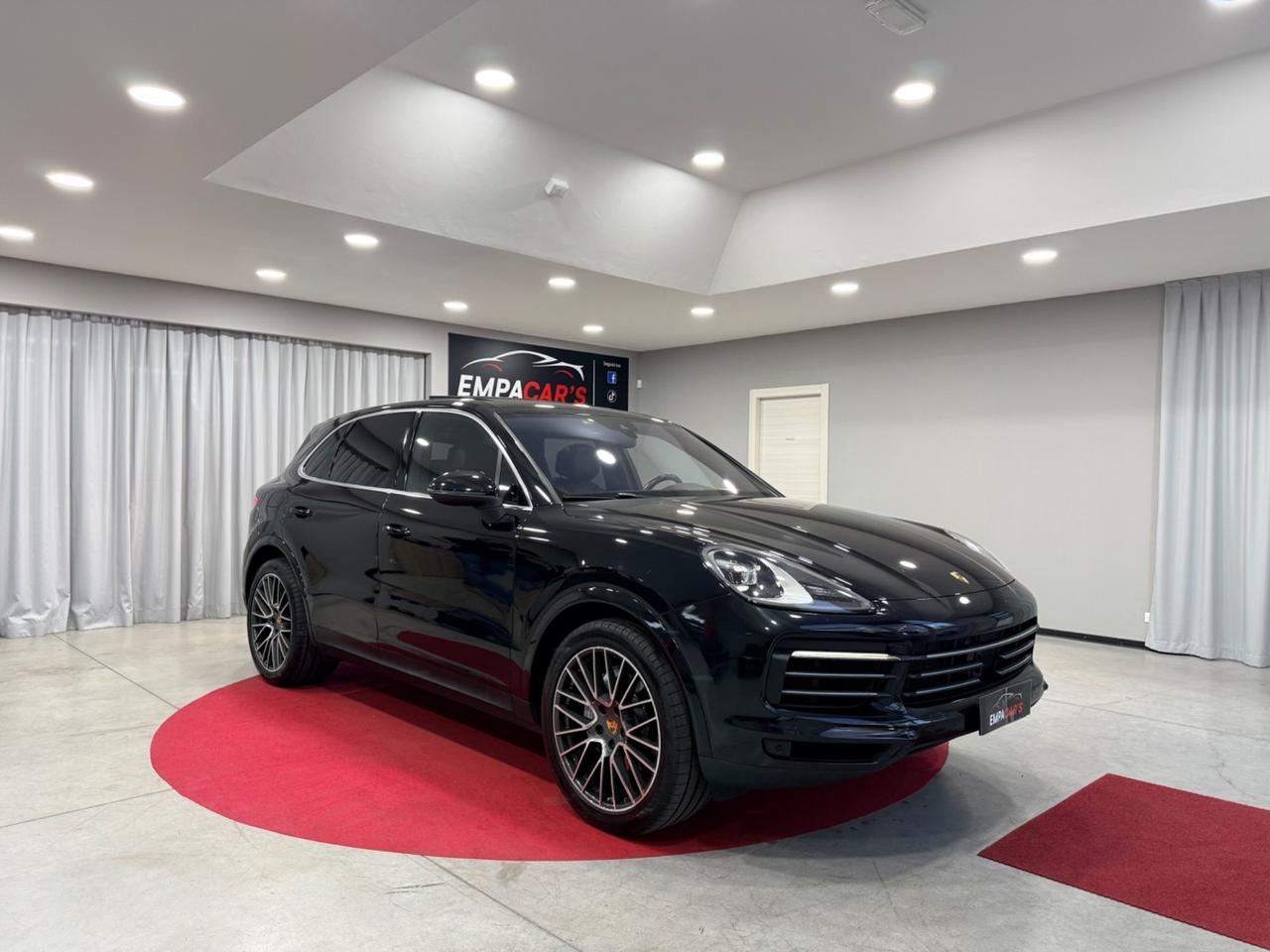 Porsche Cayenne 3.0 V6 1 PROPRIETARIO "BURMESTER"