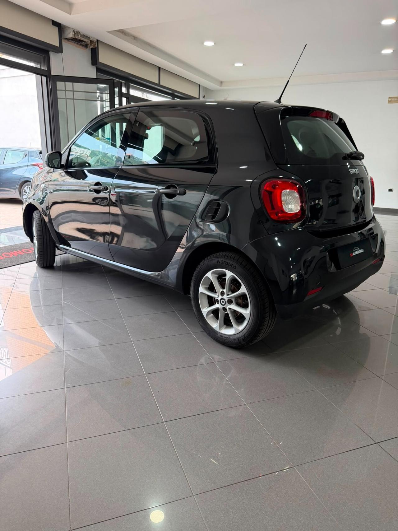 Smart ForFour 70 1.0 Passion