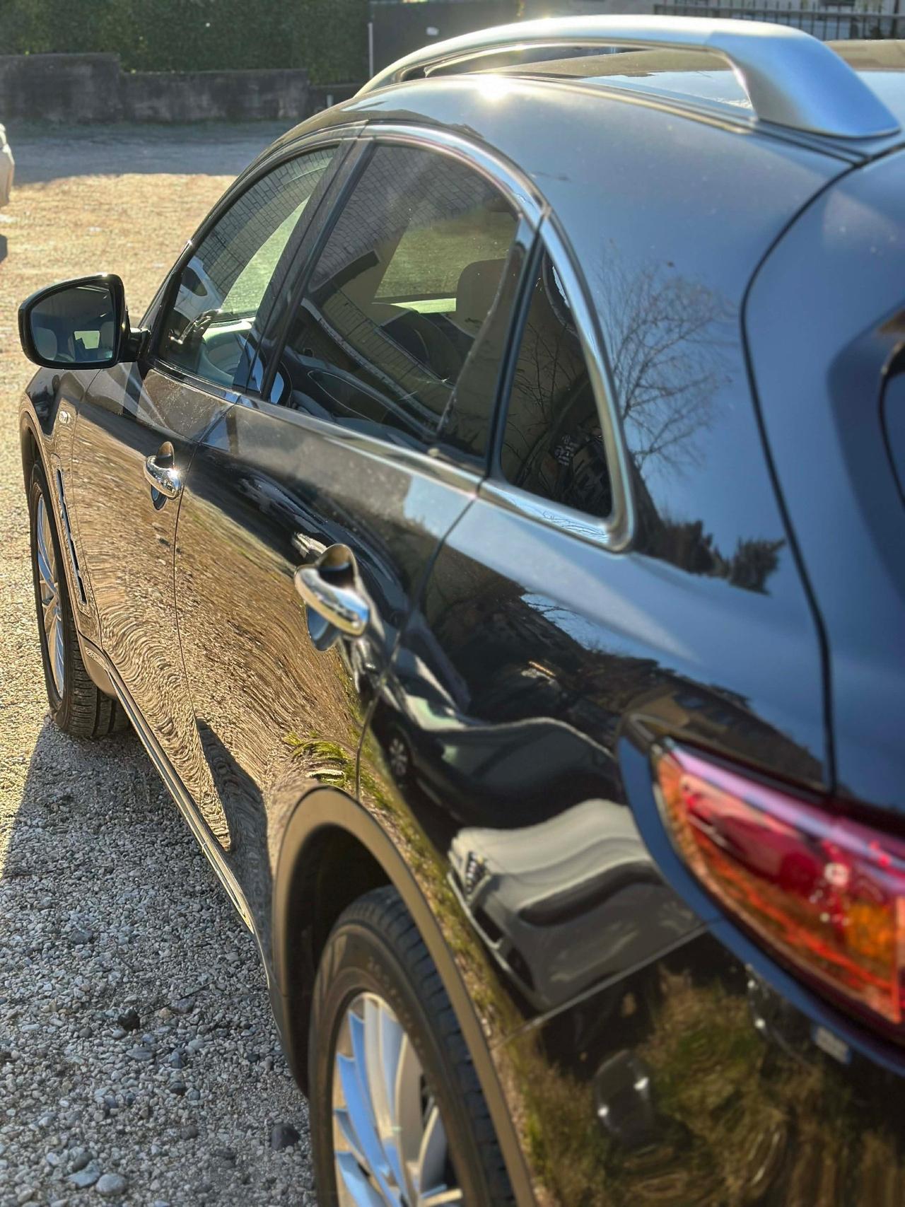 Infiniti FX30d S PREMIUM KMCERT UNICOPR GARANZ