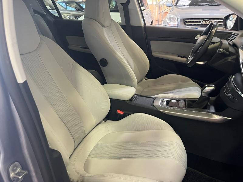 PEUGEOT 308 BlueHDi 120 S&S EAT6 Allure