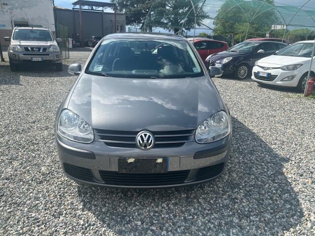 Volkswagen Golf 1.6 16V FSI 5p. Comfortline