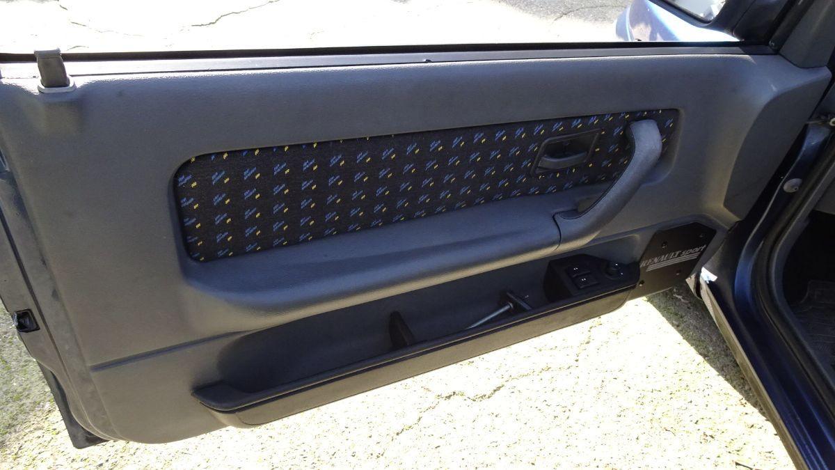 RENAULT - Clio -1.8 16V DIAC