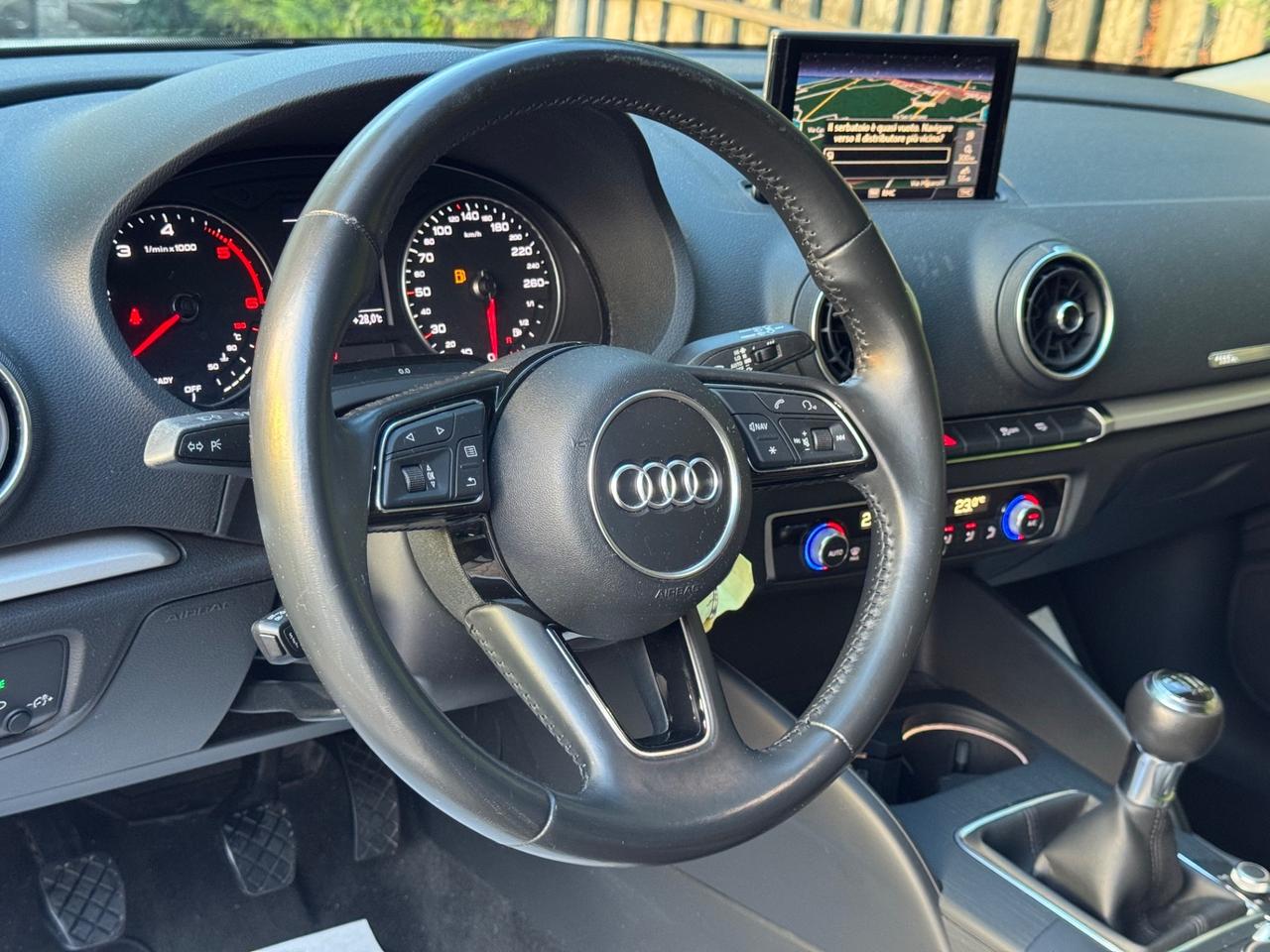 Audi A3 SPB 1.6 TDI 116 CV Design
