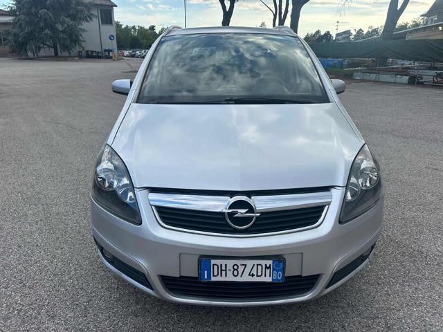 OPEL Zafira 1.9 CDTI 120CV Cosmo senza nessun lavoro da fare