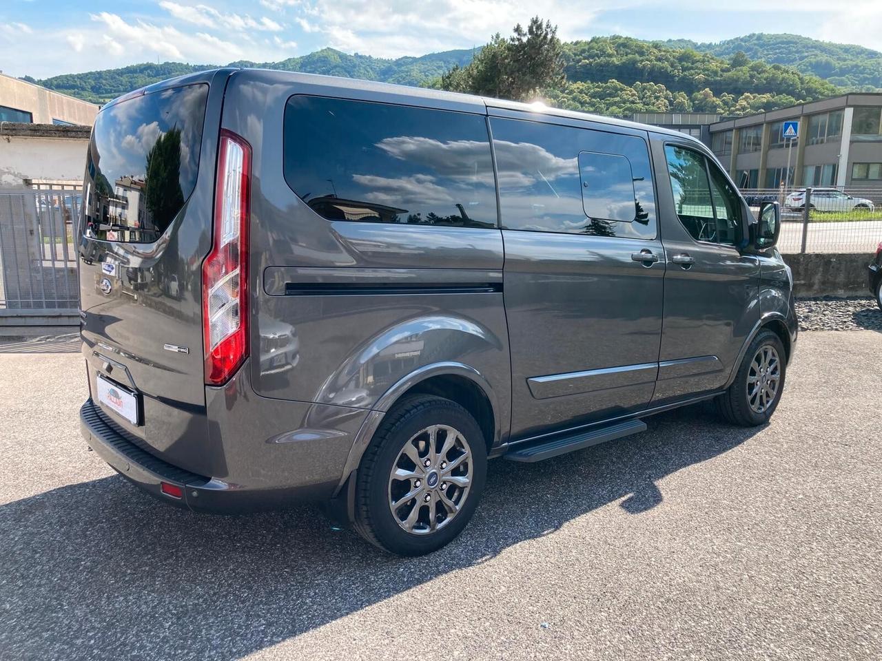 Ford Tourneo Custom 320 2.0 EcoBlue 185CV MHEV PC Titanium