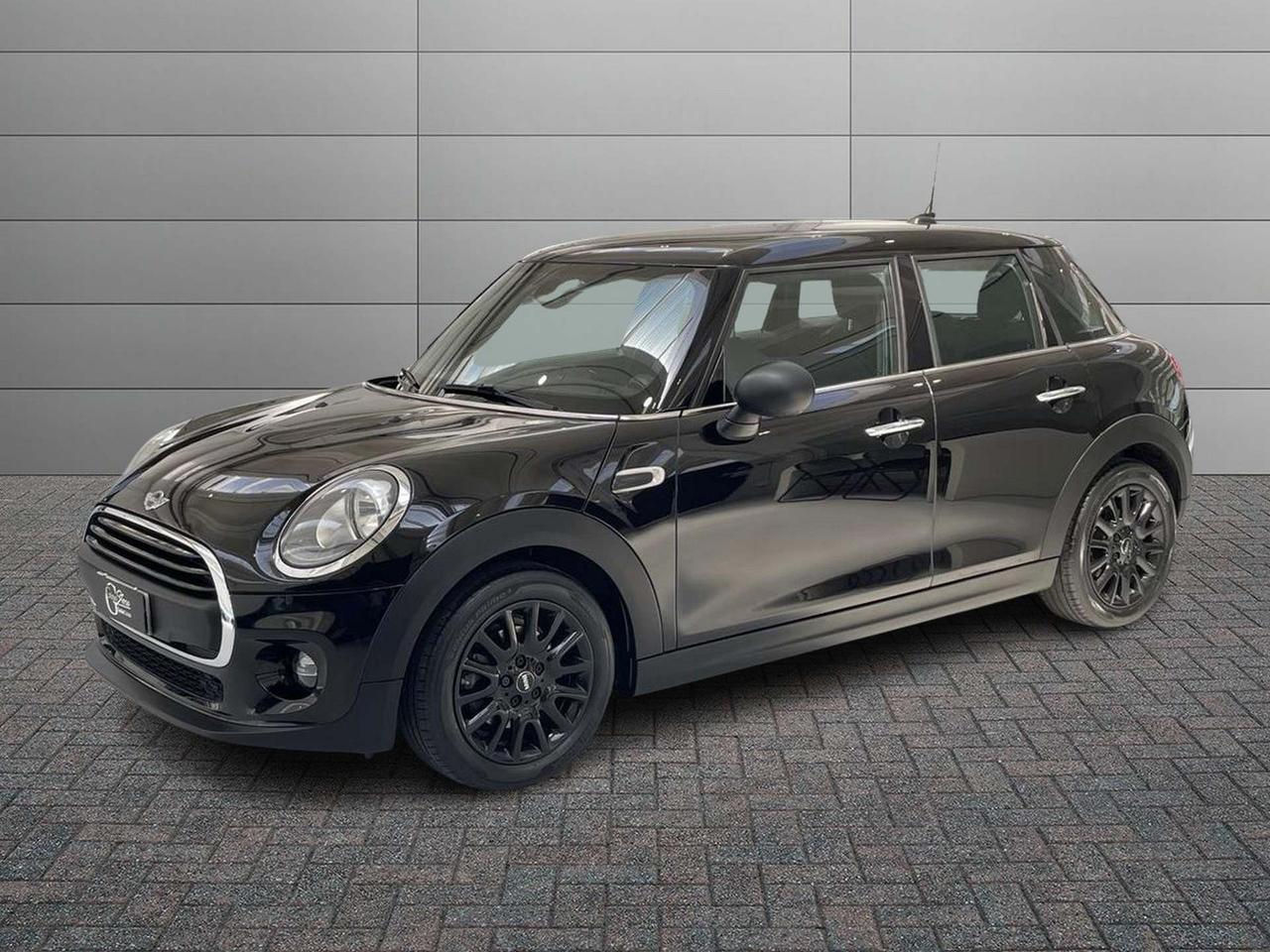 MINI Mini IV F55-F56 2014 - Mini 1.2 One 75cv 5p