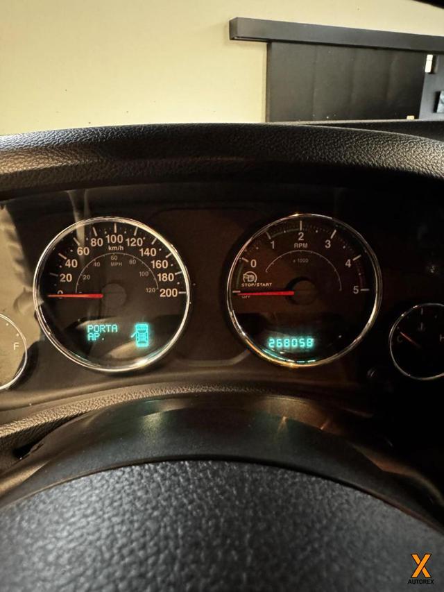 JEEP Wrangler Unlimited 2.8 CRD DPF Sahara