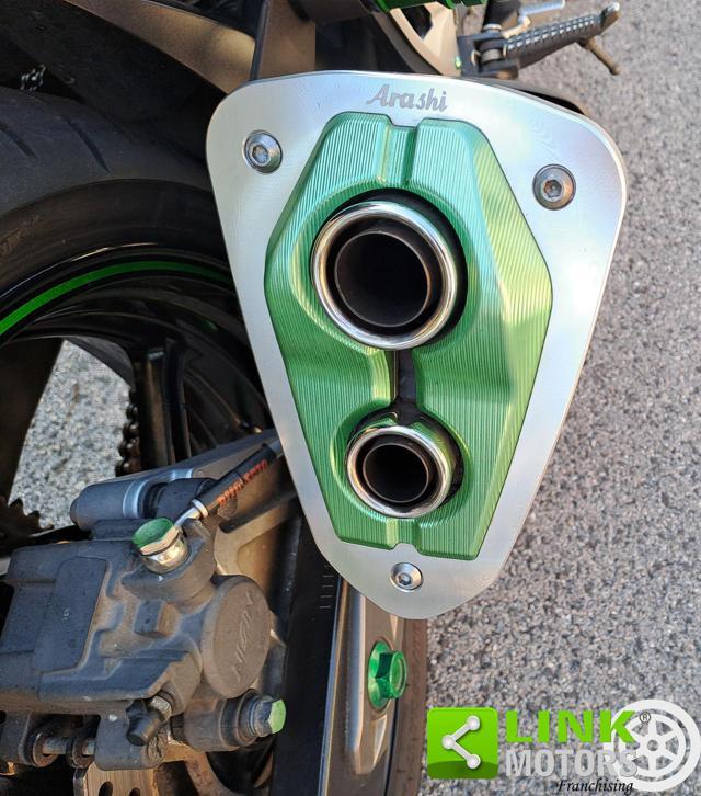 KAWASAKI Z 800 .