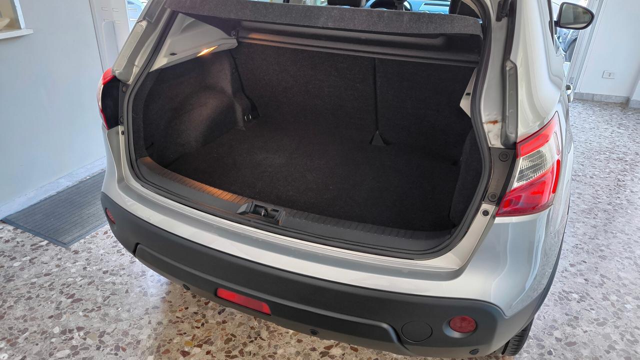 Nissan Qashqai 2.0 dCi DPF 4WD aut. Acenta