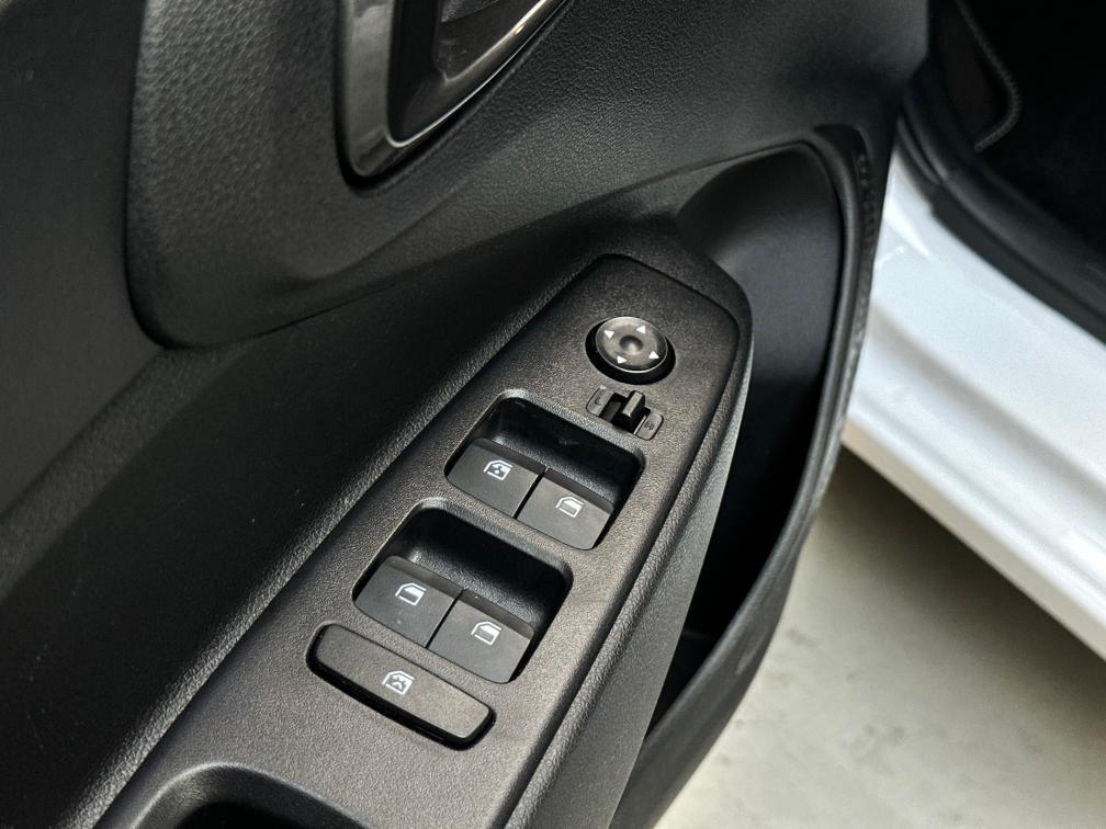 HYUNDAI i10 1.0 MPI Connectline KM ZERO