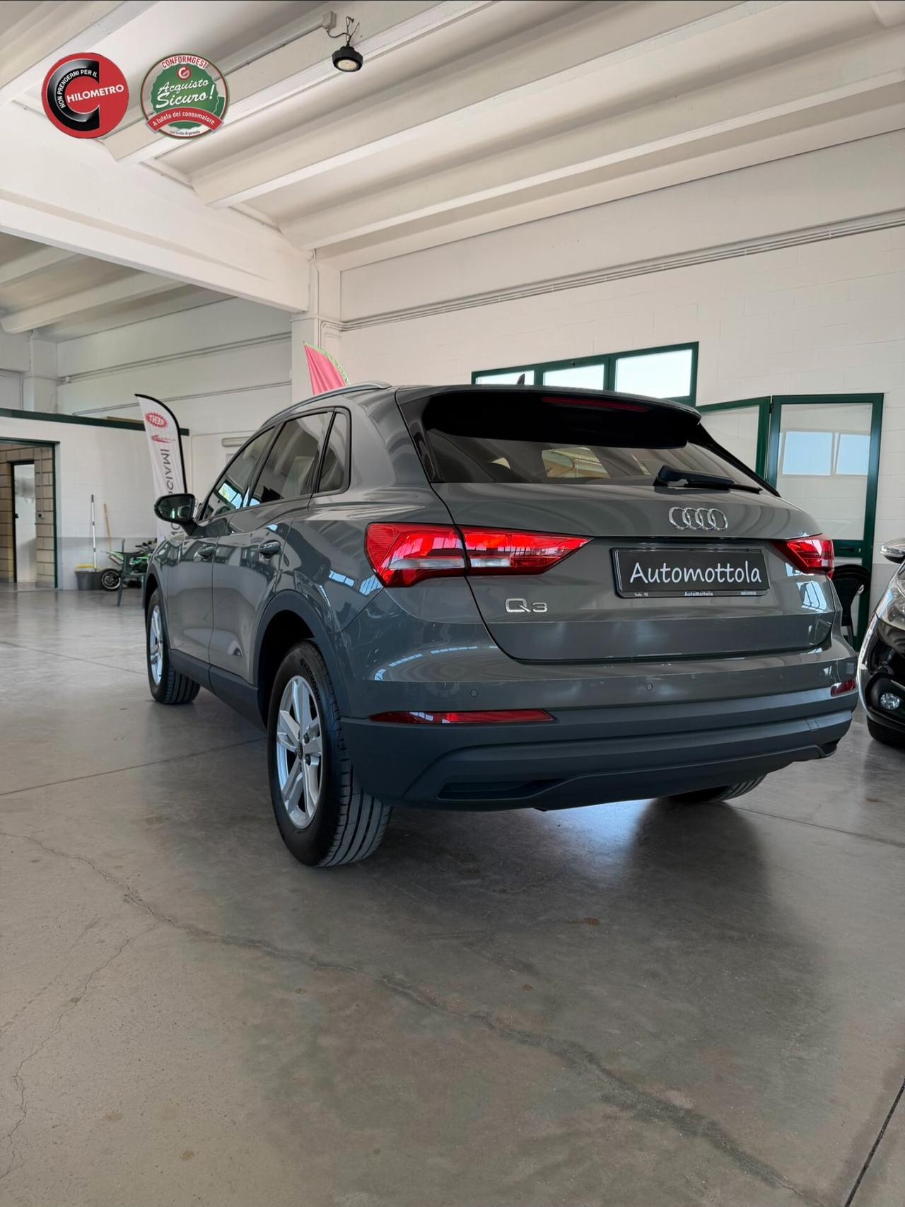 Audi Q3 35 TDI S tronic Business