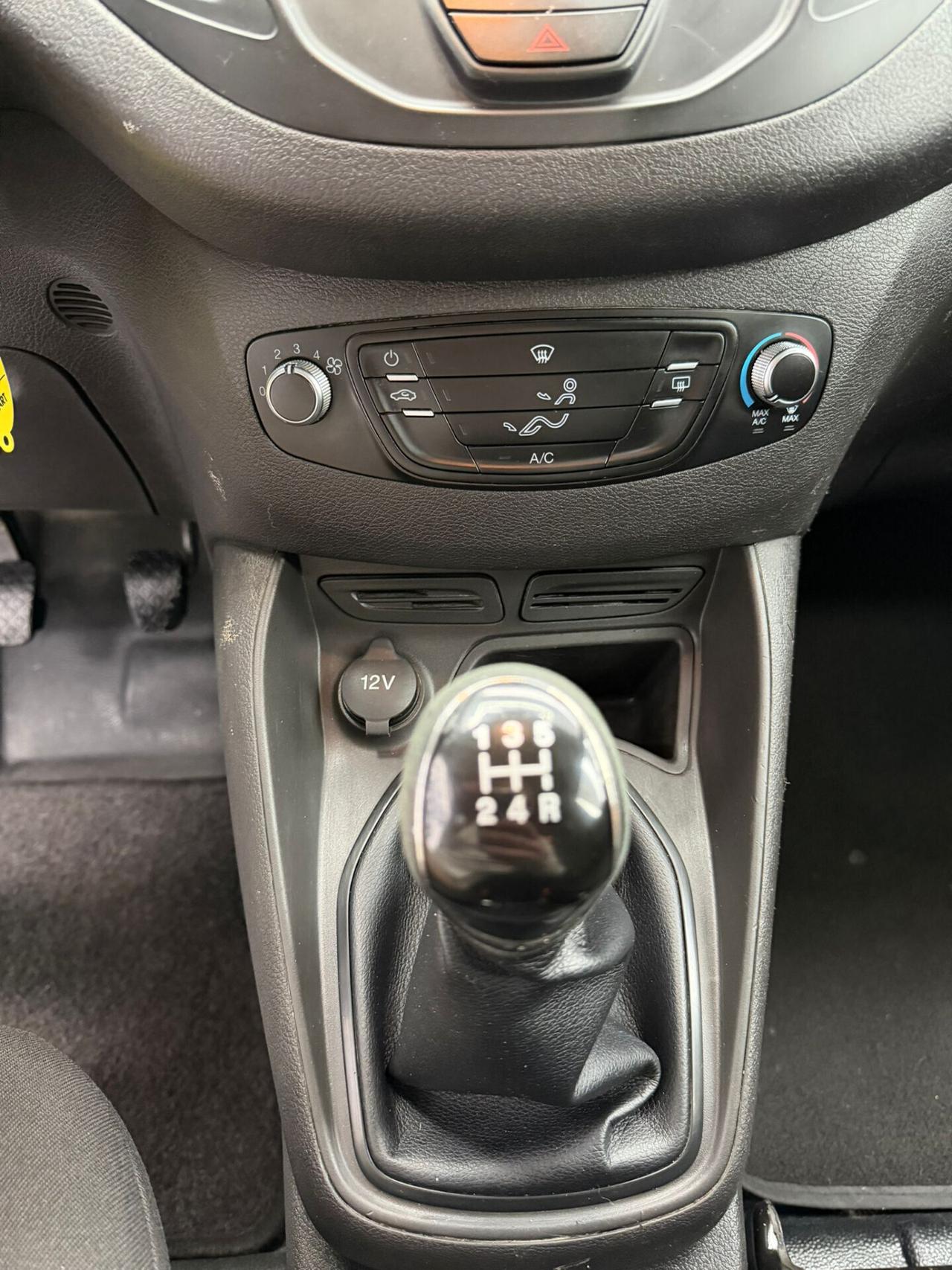 Ford Transit Courier 1.5 TDCi 75CV Van Entry
