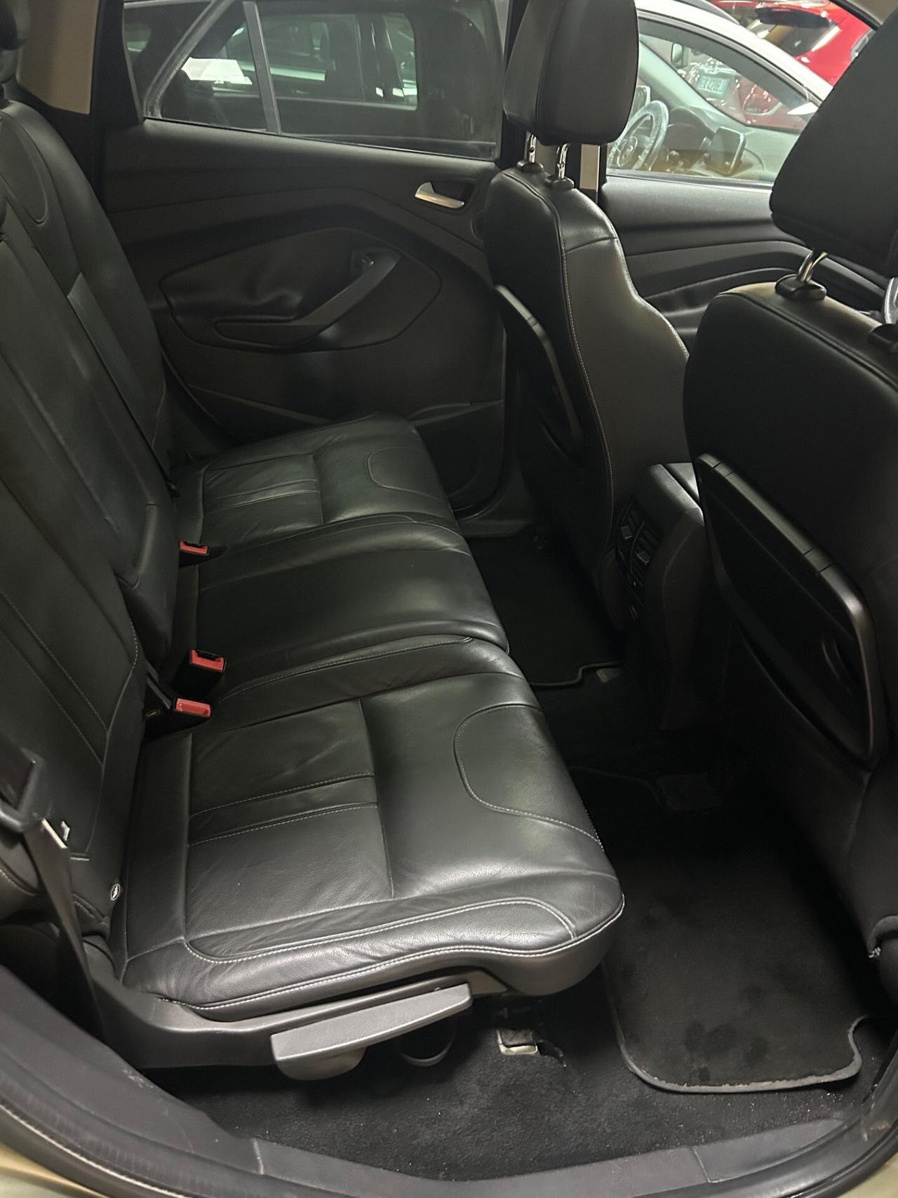 FORD KUGA 2.0 Tdci “TETTO/PELLE/NAV/RETR/19”-2013