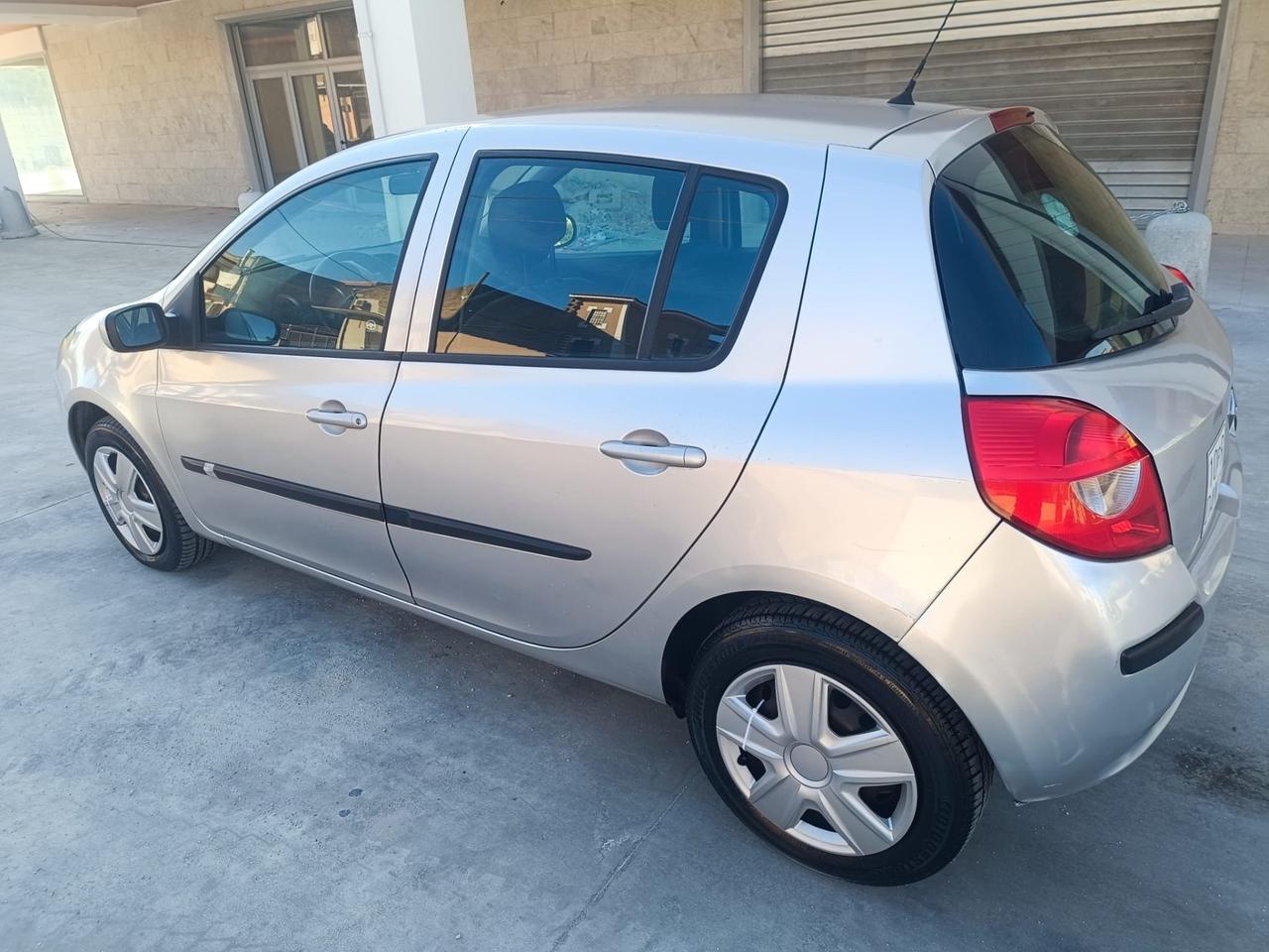 Renault Clio 1.5 dCi 85CV 5 porte Rip Curl