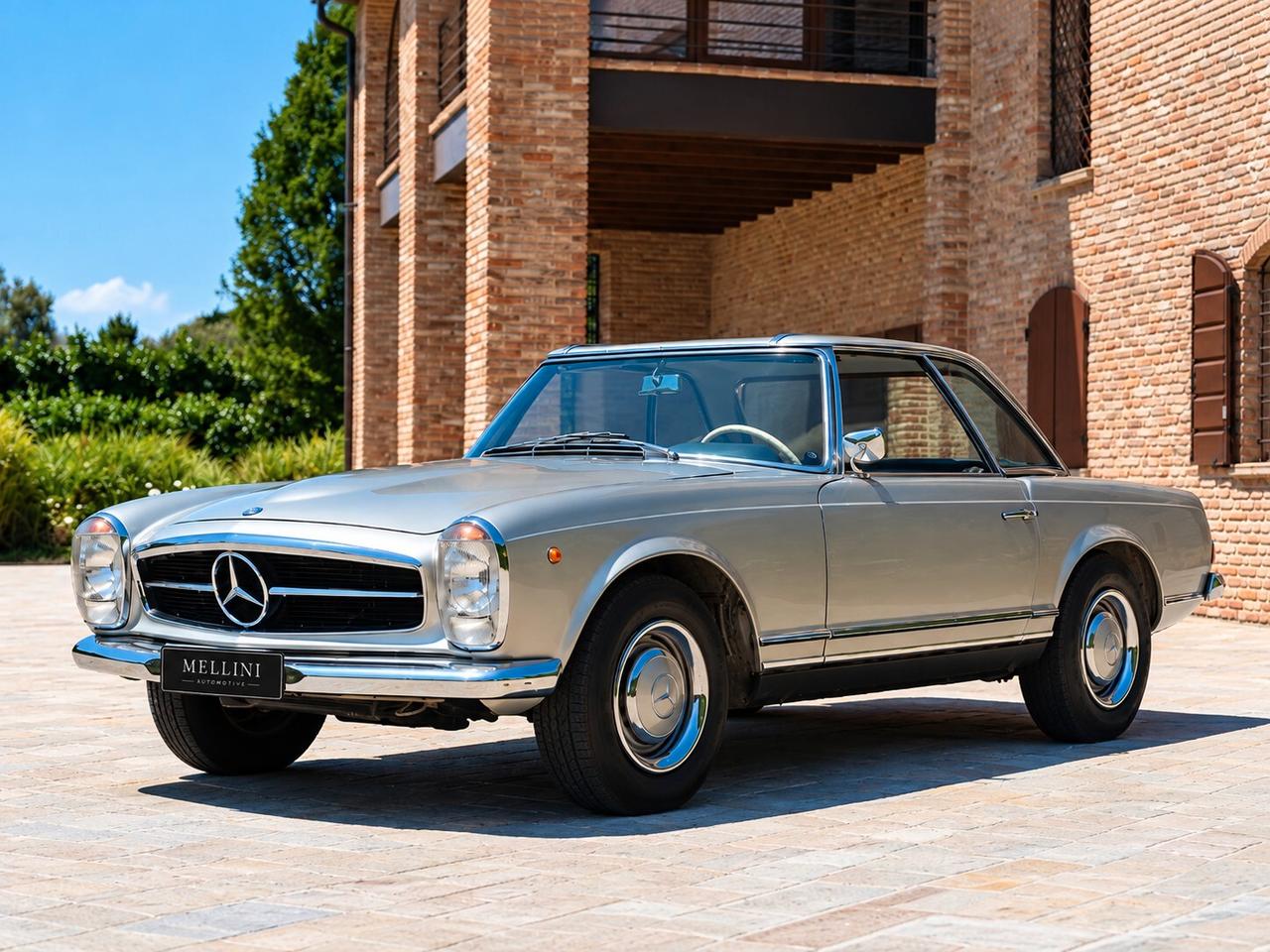 Mercedes-benz SL 230 Pagoda W113