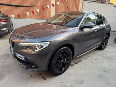 Alfa Romeo Stelvio 2.2 Turbodiesel 210 CV AT8 Q4 Super