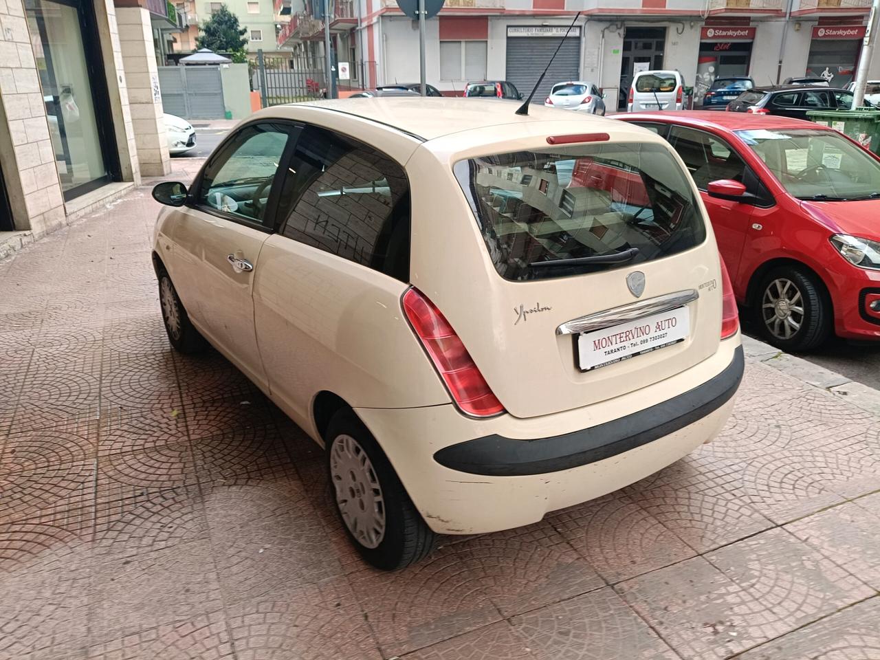 LANCIA YPSILON 1.2-VISTA E PIACIUTA-NEOPATENTATI-Euro1699