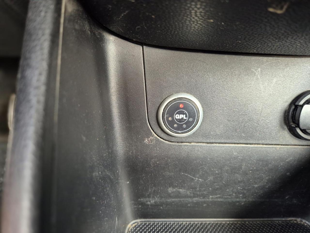 KIA PICANTO 1.0 BENZINA E GPL