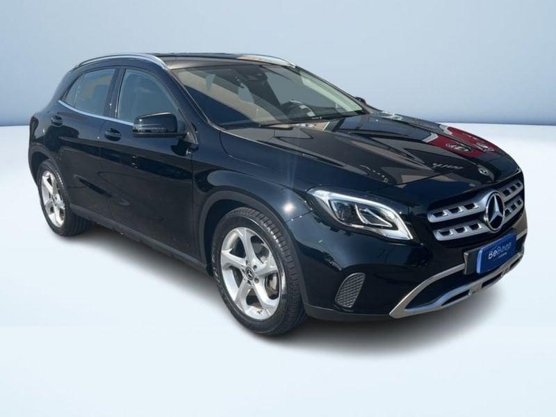 Mercedes-Benz GLA 180 SPORT AUTO