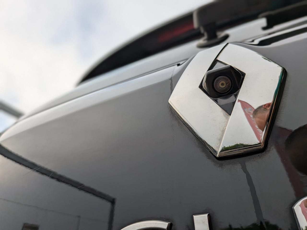 Renault Clio Moschino TCe 5 porte adatta a neopatentati