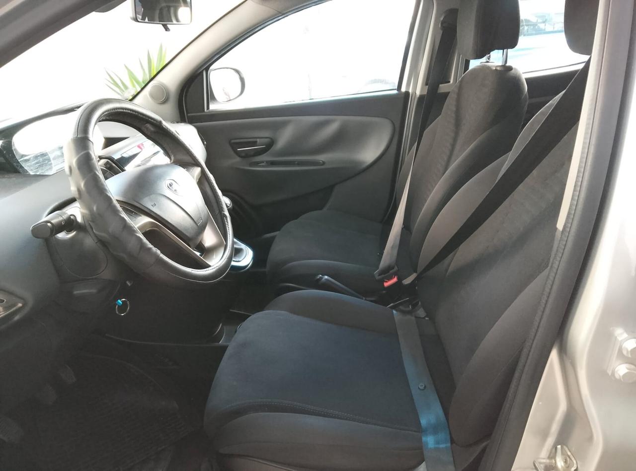 Lancia Ypsilon 1.2 69 CV 5 porte Elle