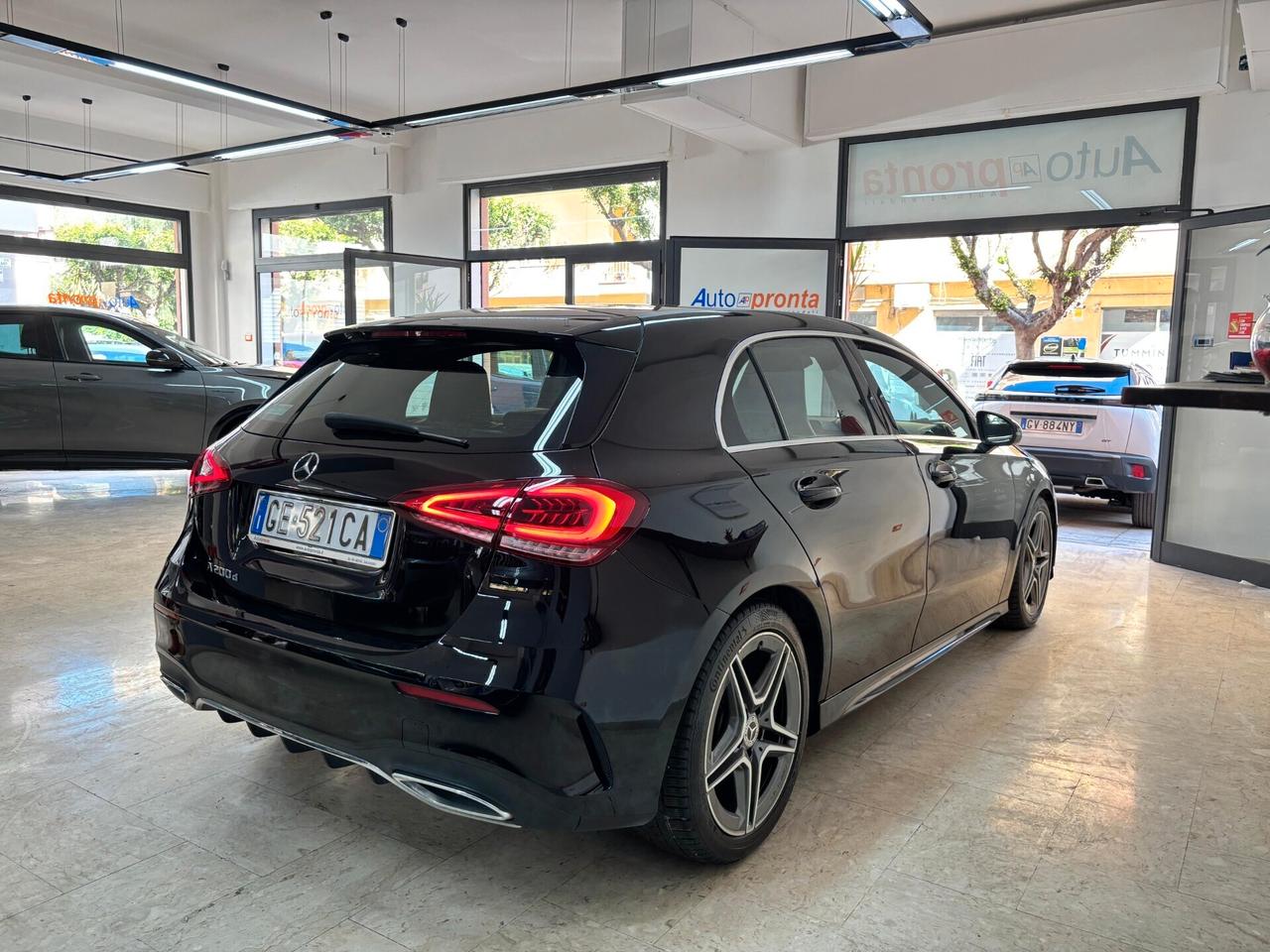 Mercedes-benz A 200 d Premium AMG Line