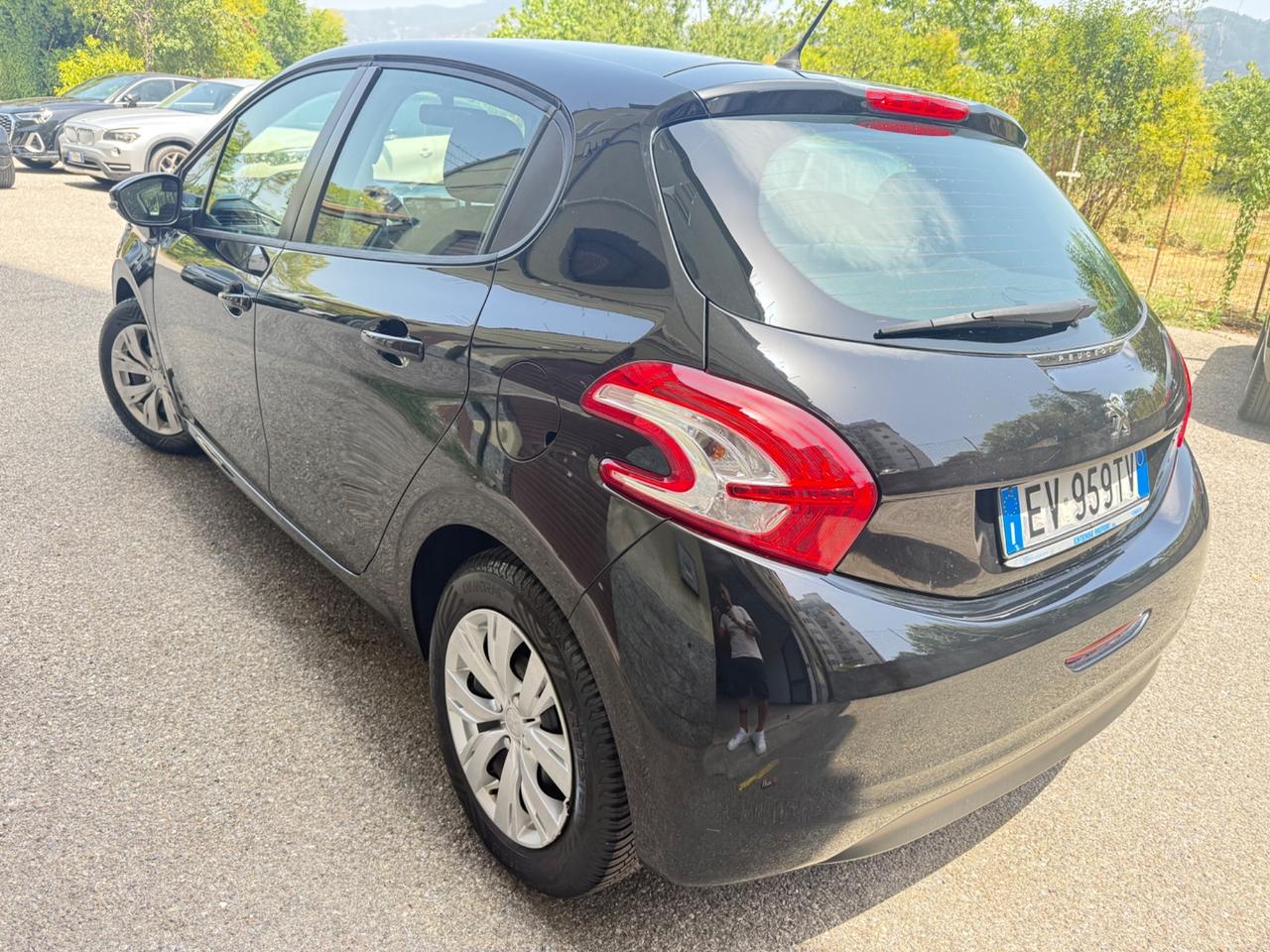 Peugeot 208 1.4 HDi 68 CV 5 porte Active