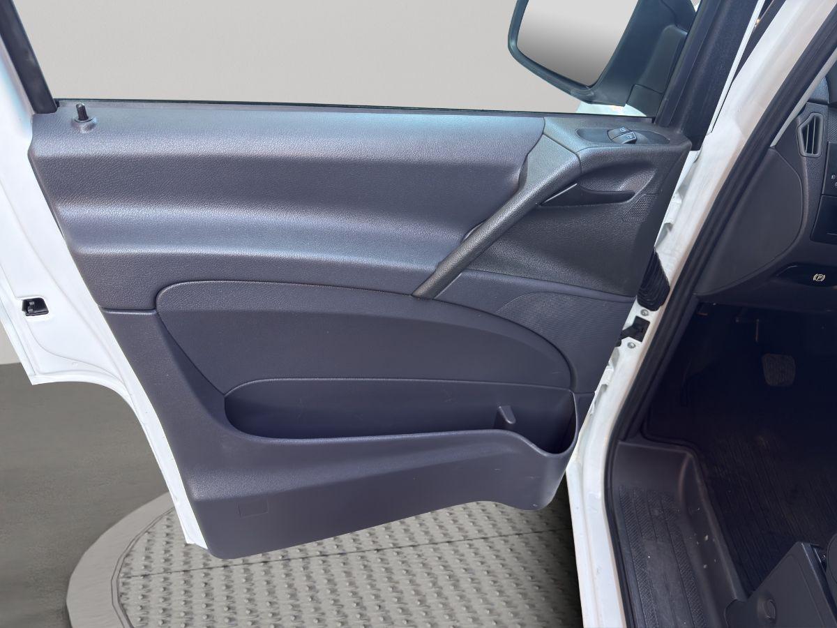 MERCEDES-BENZ Vito - 2.2 CDI 136CV AUTOCARRO 3 POSTI