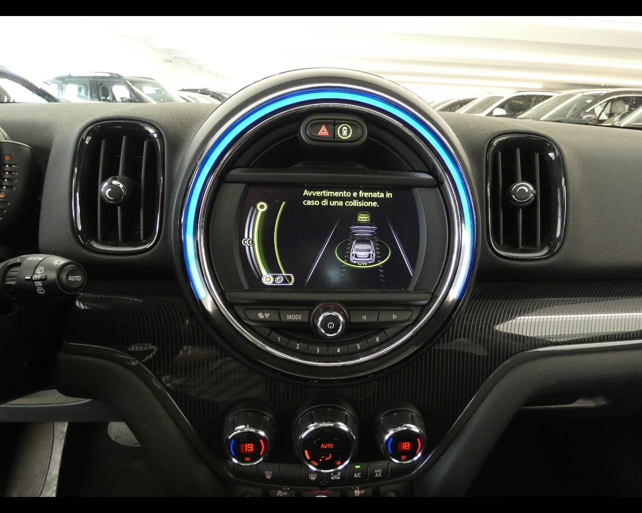 MINI Mini Countrym.(F60) - Mini 2.0 Cooper D Hype Countryman