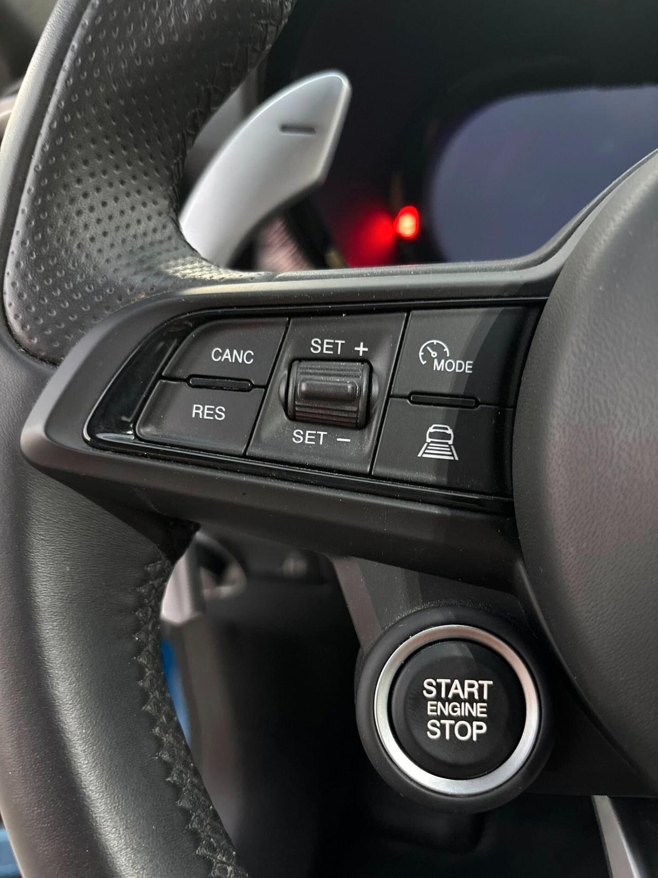 Alfa Romeo Tonale 1.3 280 CV PHEV AT6 Q4 Veloce