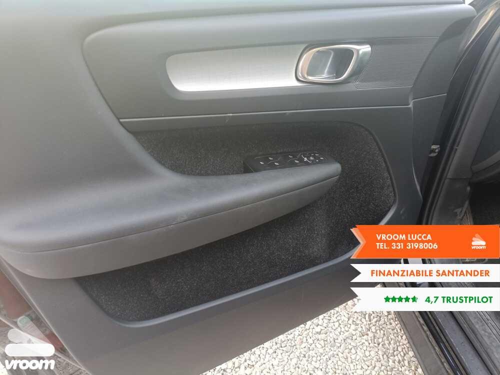 VOLVO XC40 (2017-->) XC40 D3 Geartronic Momentum