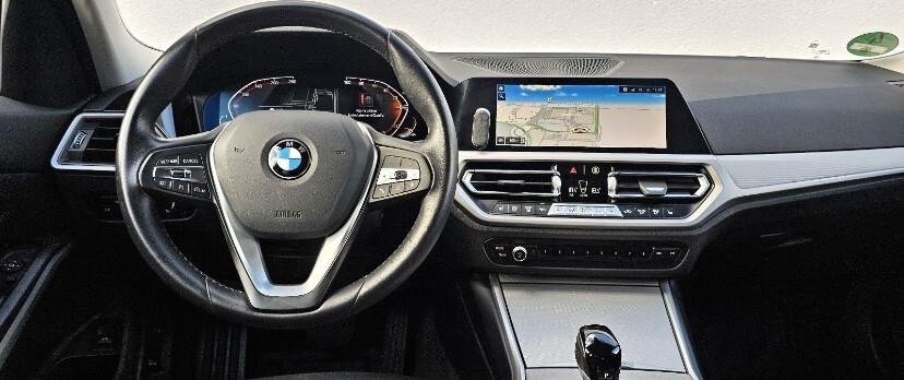 Bmw 318d 48V Touring Business Advantage