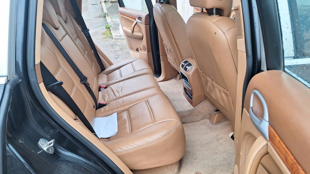 Porsche Cayenne 3.2 V6 cat