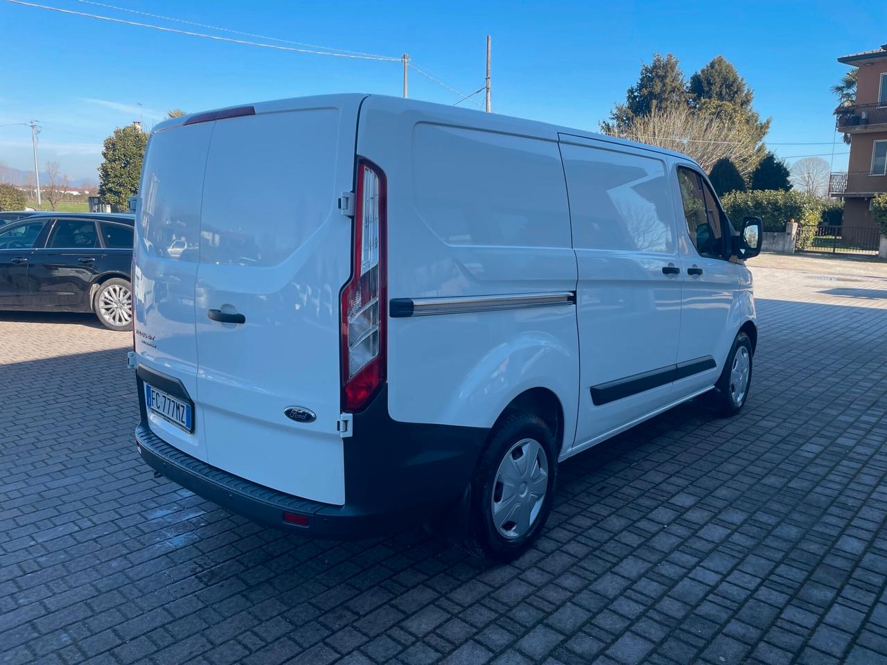 Ford Transit Custom Transit Custom 250 2.2 TDCi PC Furgone Entry